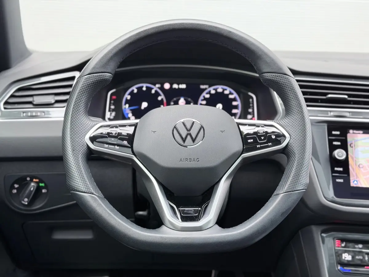 1.5 TSI R-Line Pano/Sfeer/Keyless/Blindspot