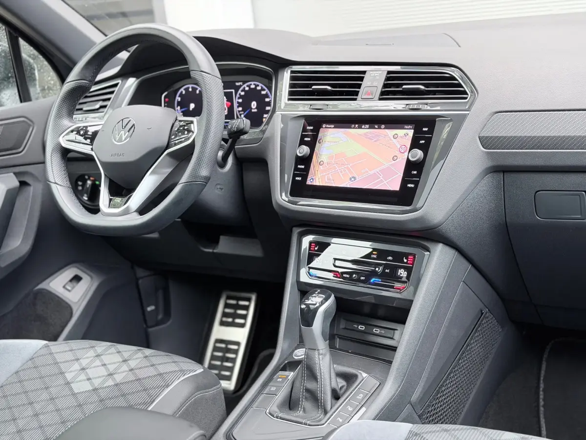 1.5 TSI R-Line Pano/Sfeer/Keyless/Blindspot