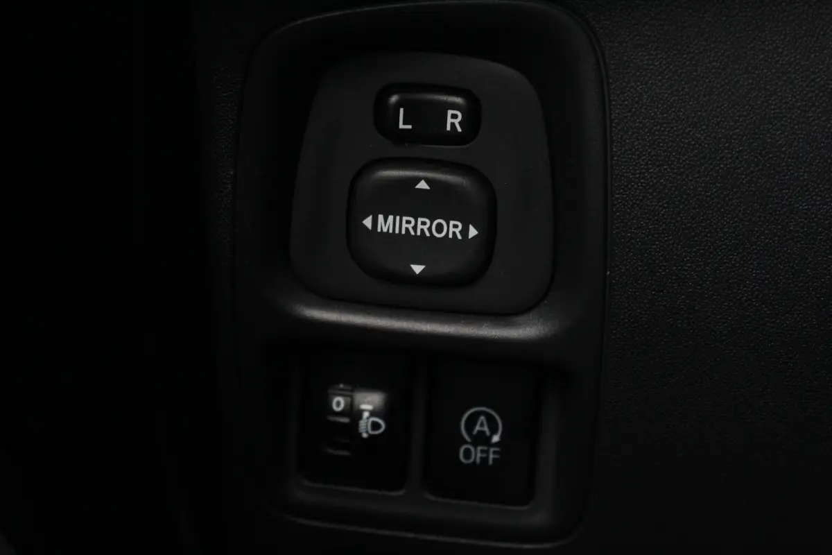 1.0 e-VTi Allure | Camera | Carplay | Climate | DAB | Lmv | Centrale deurvergrendeling | | Camera | Carplay | Climate | DAB | Lmv | Centrale deurvergrendeling |