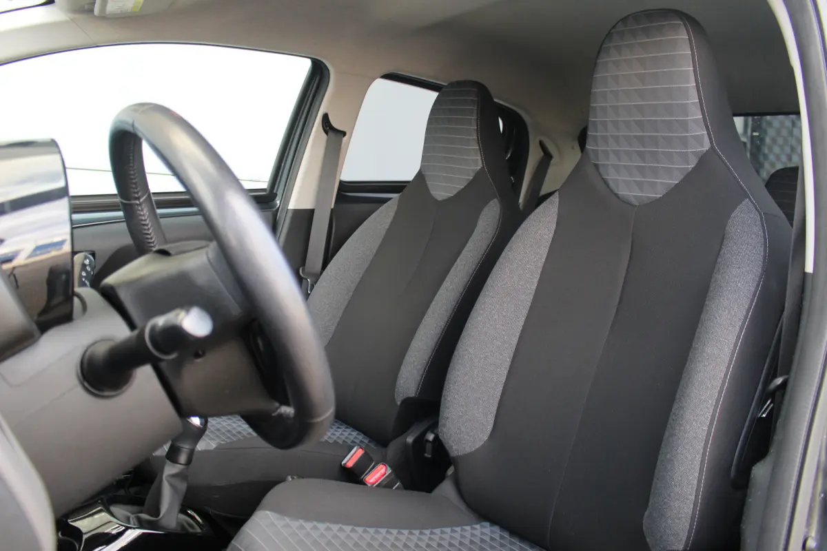 1.0 e-VTi Allure | Camera | Carplay | Climate | DAB | Lmv | Centrale deurvergrendeling | | Camera | Carplay | Climate | DAB | Lmv | Centrale deurvergrendeling |
