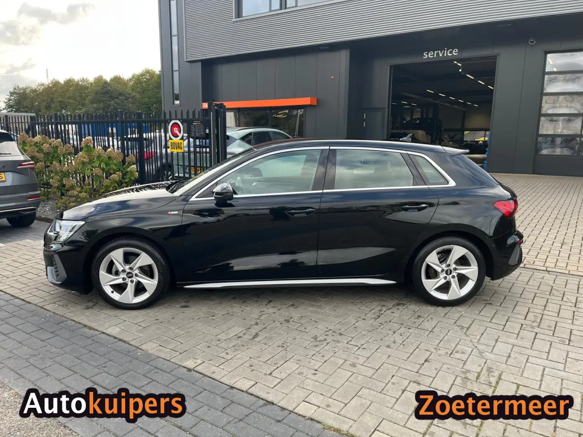 30 TFSI S edition , S-LINE
