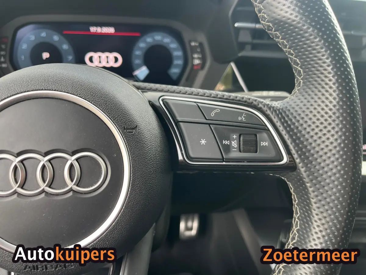 30 TFSI S edition , S-LINE