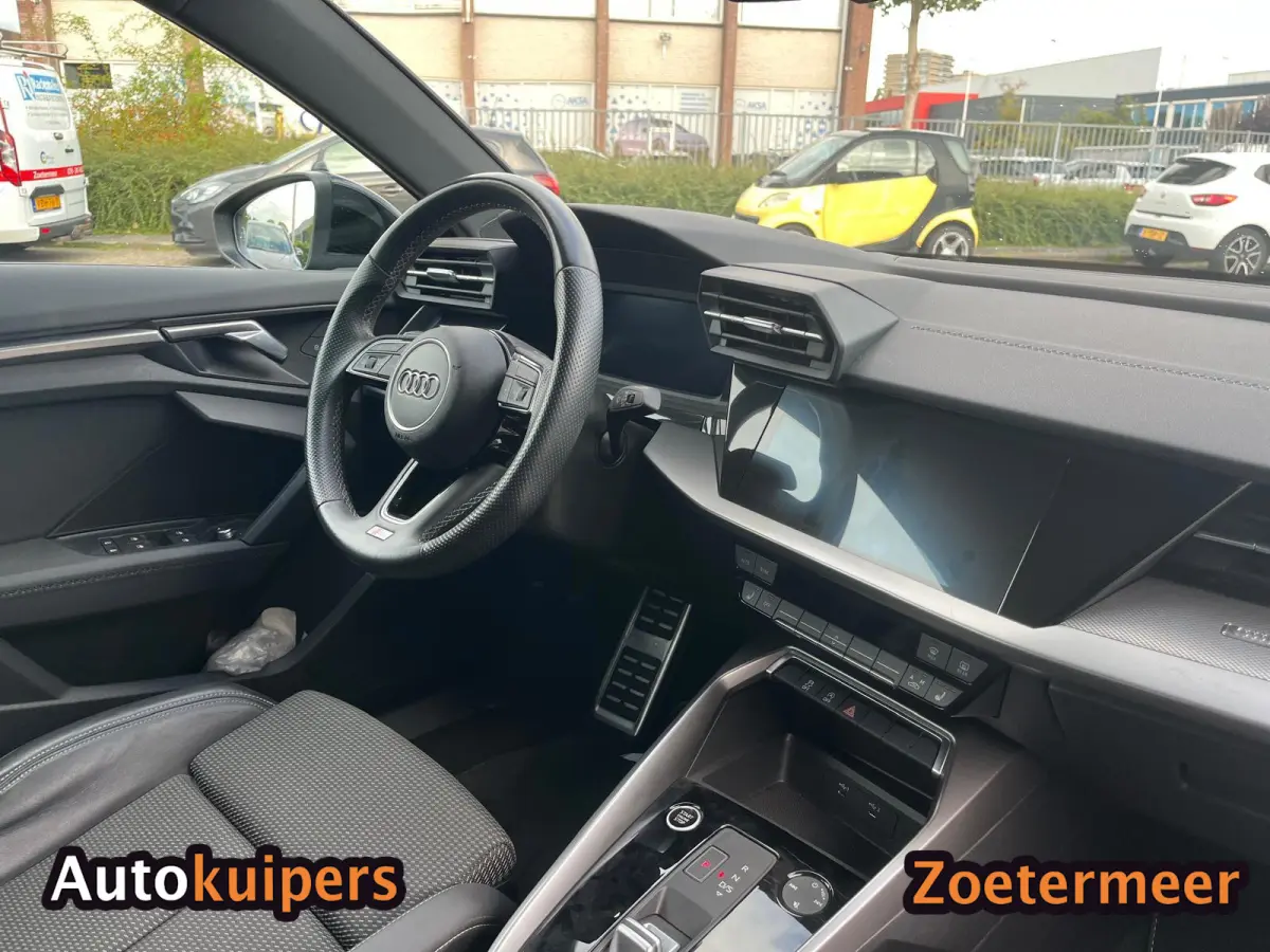 30 TFSI S edition , S-LINE