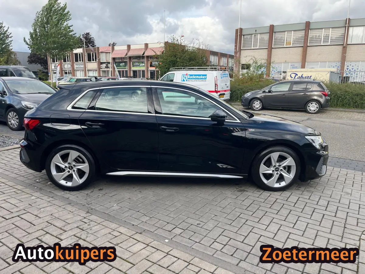 30 TFSI S edition , S-LINE