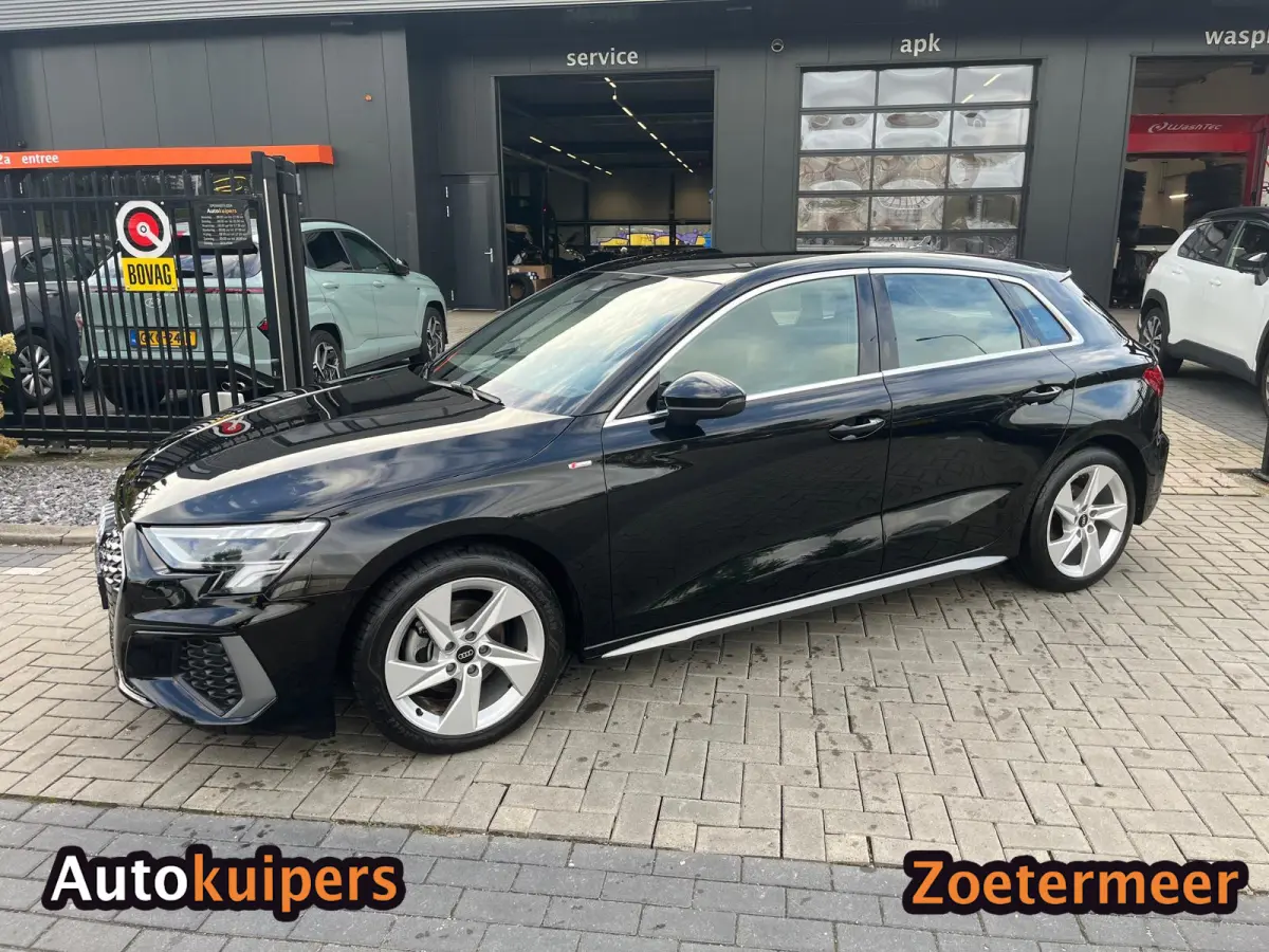 30 TFSI S edition , S-LINE