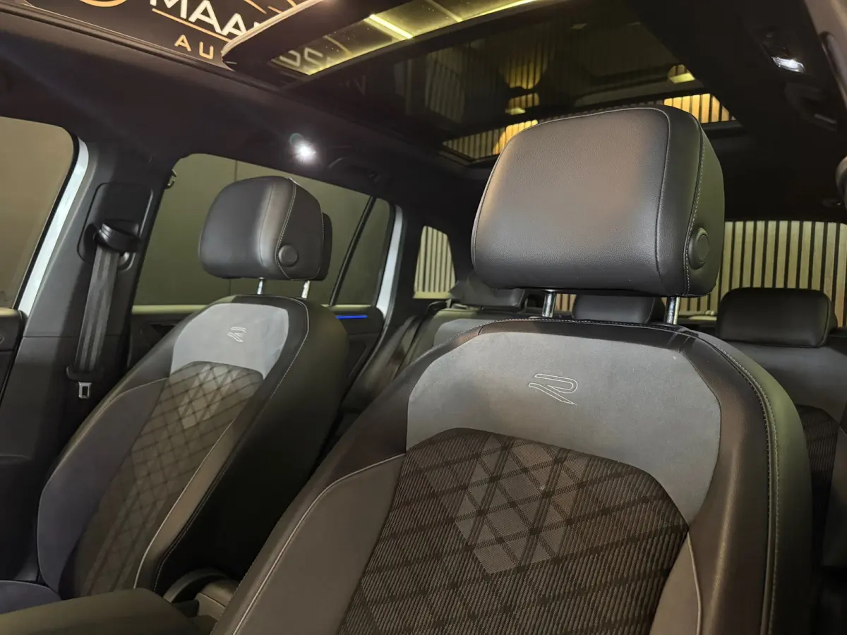 1.4 TSI eHybrid R-Line Business+