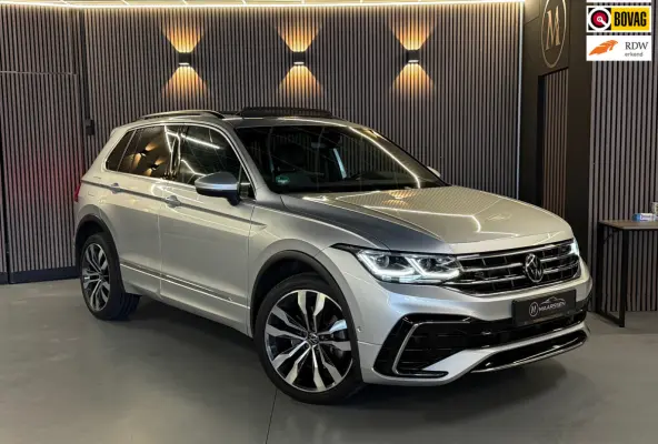 1.4 TSI eHybrid R-Line 245pk |pano|keyless|sfeer|acc|stoelv