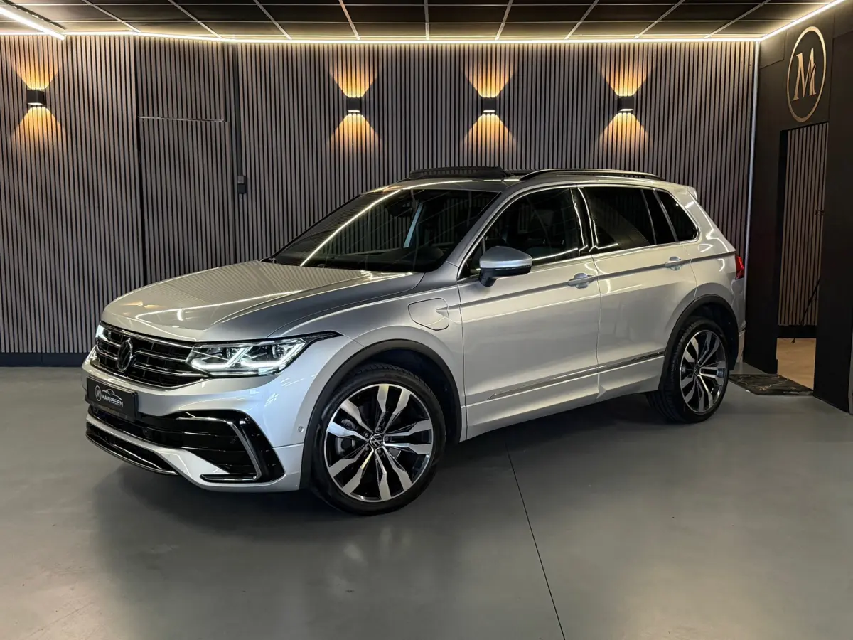 1.4 TSI eHybrid R-Line Business+