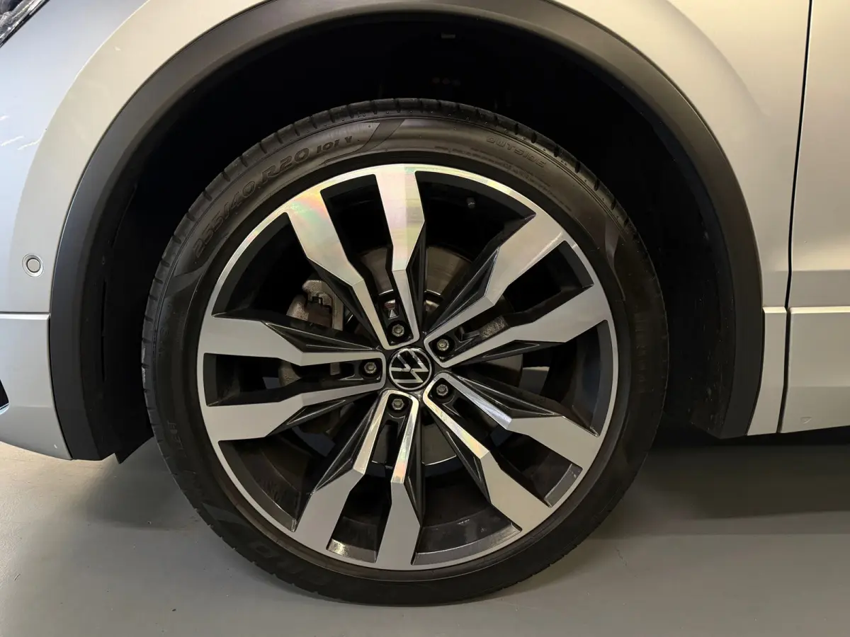 1.4 TSI eHybrid R-Line Business+
