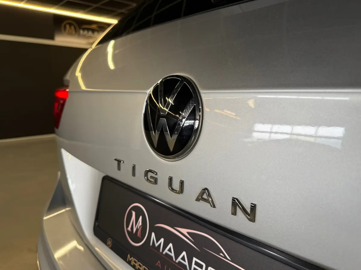 1.4 TSI eHybrid R-Line Business+