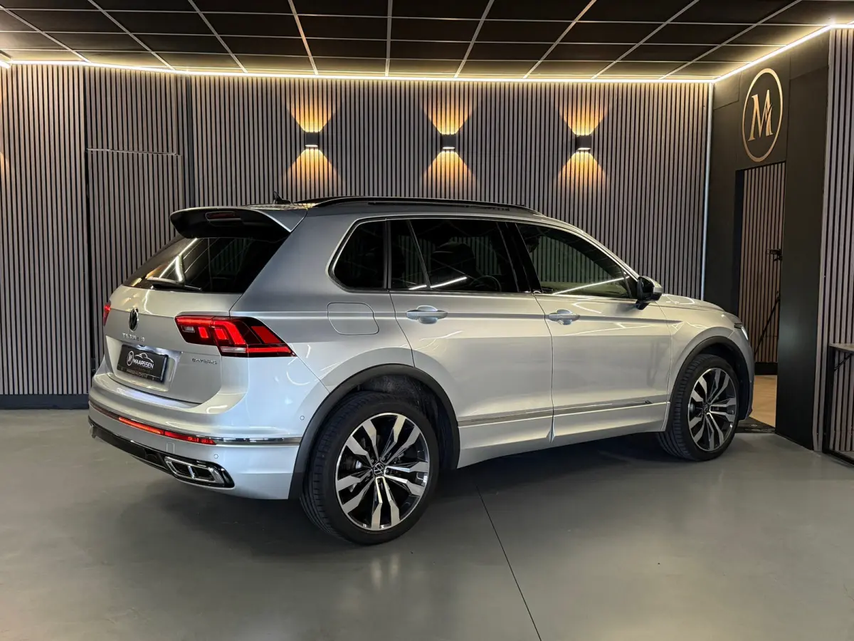 1.4 TSI eHybrid R-Line Business+
