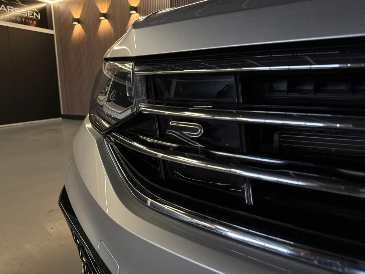1.4 TSI eHybrid R-Line Business+
