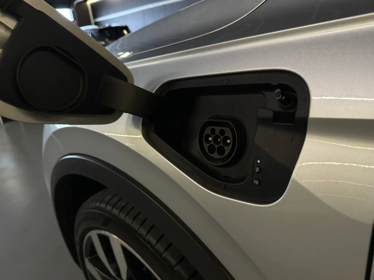 1.4 TSI eHybrid R-Line Business+