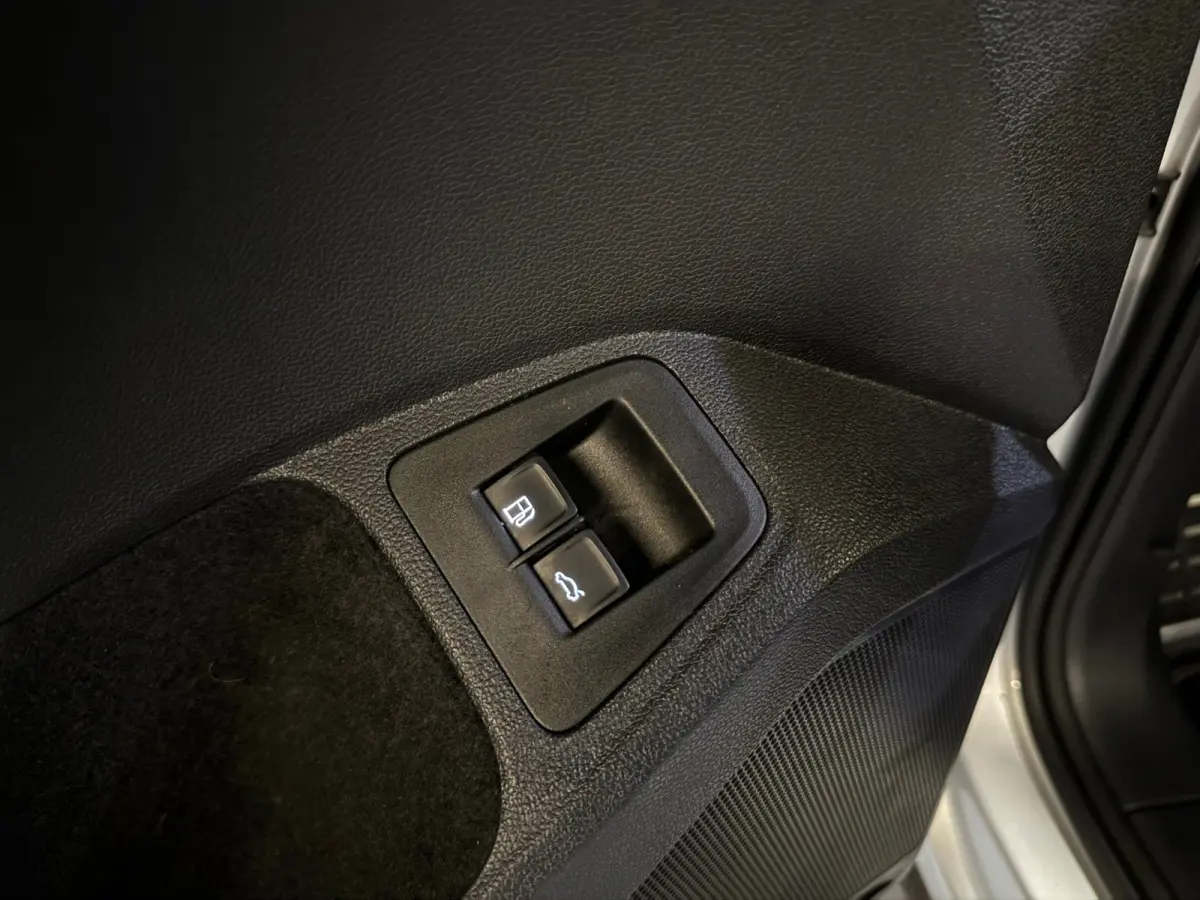 1.4 TSI eHybrid R-Line Business+
