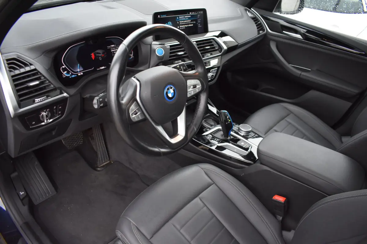 Executive 80 kWh | Panorama | Leder | 97.5% SOH | Memory |