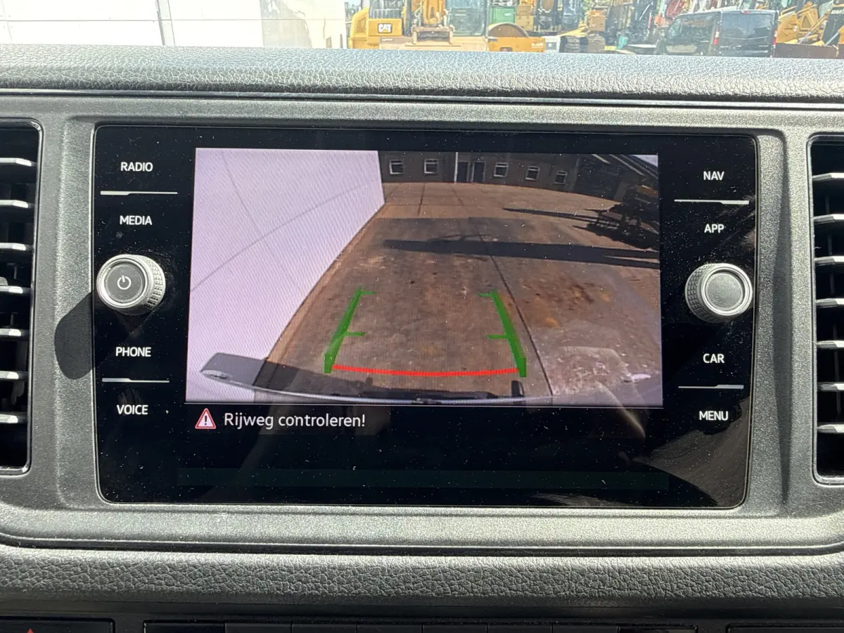 2.0 TDI 140PK L3H3 Camera Airco Carplay Parkeersensoren Euro 6