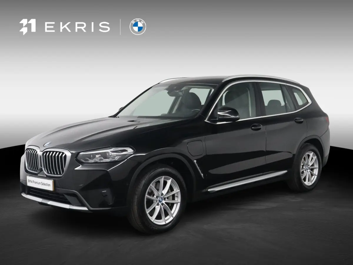 xDrive30e | SOH 91% | Stoelverwarming | Achteruitrijcamera | Sportstoelen
