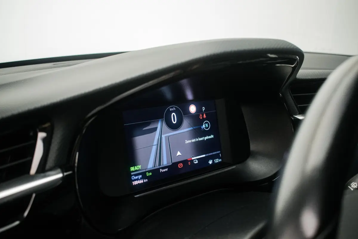 Elegance Sport 50 kWh NL-auto [ Camera Digital Dashboard LED Keyless Carplay Dodehoek-Detectie Parkeersensoren ]