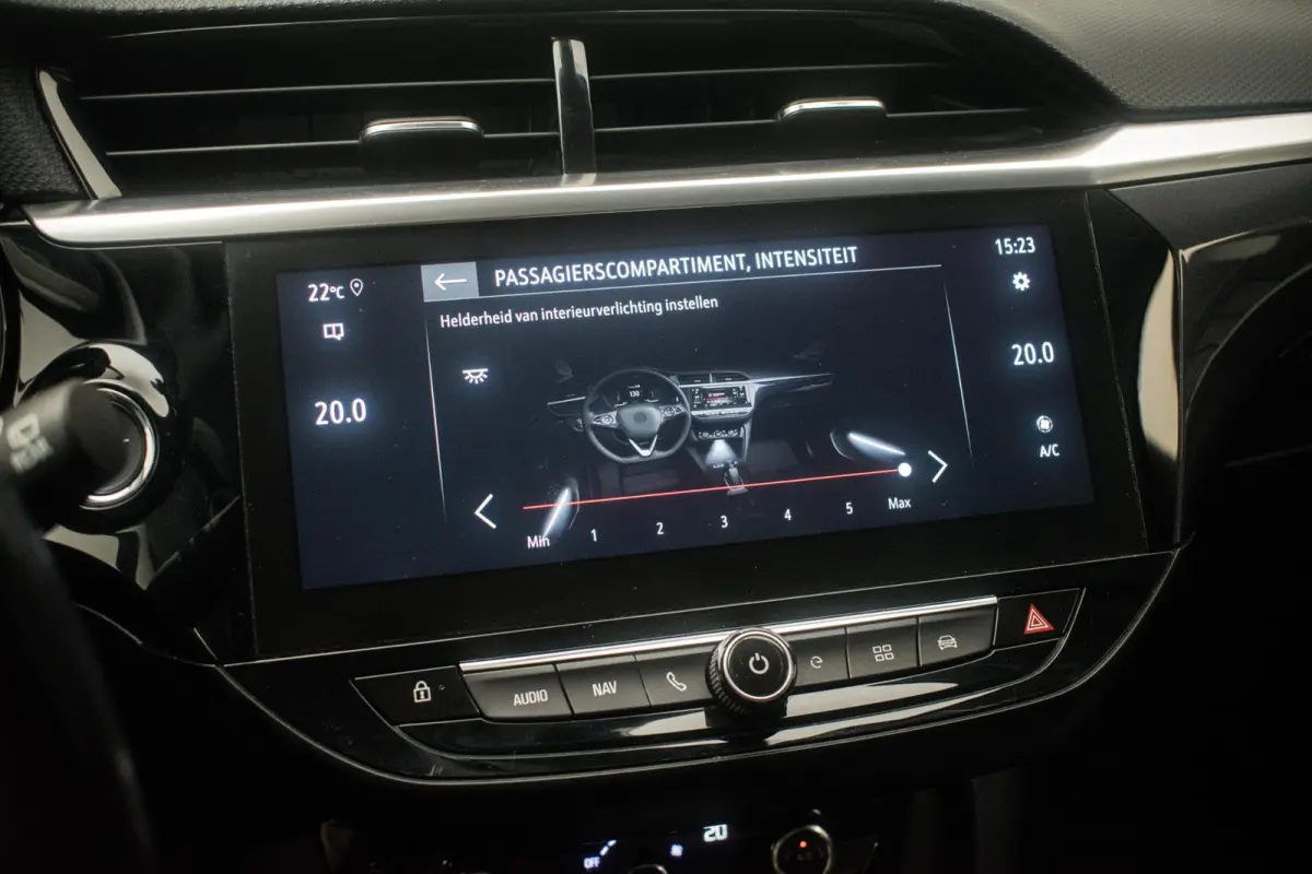 Elegance Sport 50 kWh NL-auto [ Camera Digital Dashboard LED Keyless Carplay Dodehoek-Detectie Parkeersensoren ]