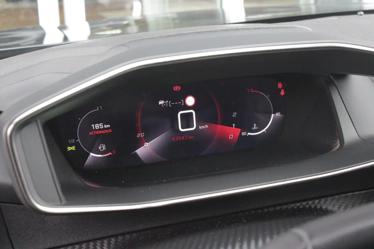 1.2 100PK ALLURE PACK | AFNEEMBARE TREKHAAK | NAVIGATIE | STOEL VERWARMING | ALL SEASON BANDEN | DAB+ RADIO | APPLE CARPLAY/ANDROID AUTO | CLIMATE CONTROL | ADAPTIVE CRUISE CONTROL | GRIPP C
