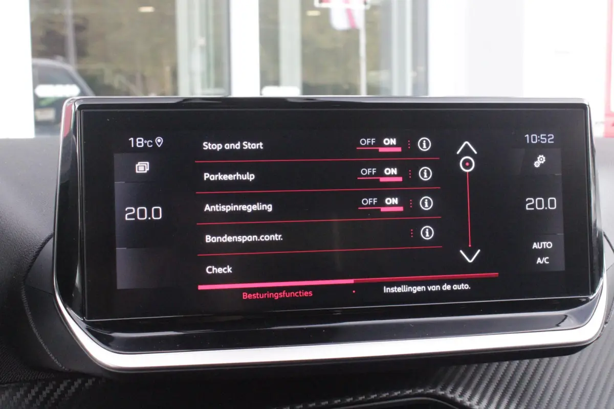 1.2 100PK ALLURE PACK | AFNEEMBARE TREKHAAK | NAVIGATIE | STOEL VERWARMING | ALL SEASON BANDEN | DAB+ RADIO | APPLE CARPLAY/ANDROID AUTO | CLIMATE CONTROL | ADAPTIVE CRUISE CONTROL | GRIPP C