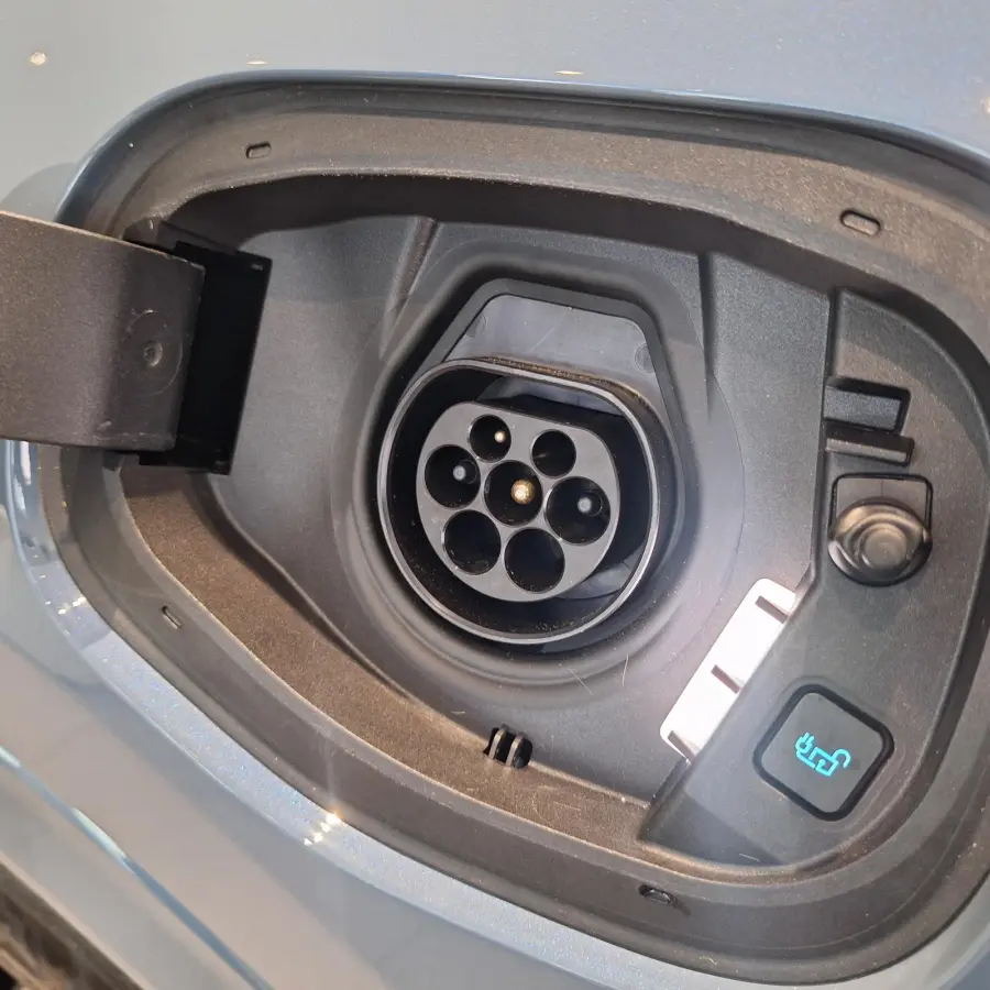2.5 PHEV BlueCruise Edition | €7195 Voordeel! | Pano | Adaptive Cruise Control | 360 Graden Camera | Elekt. Uitklapbare Trekhaak | Verwambare Stoelen/Stuurwiel/Voorruit | 20" LMV | BLIS | 