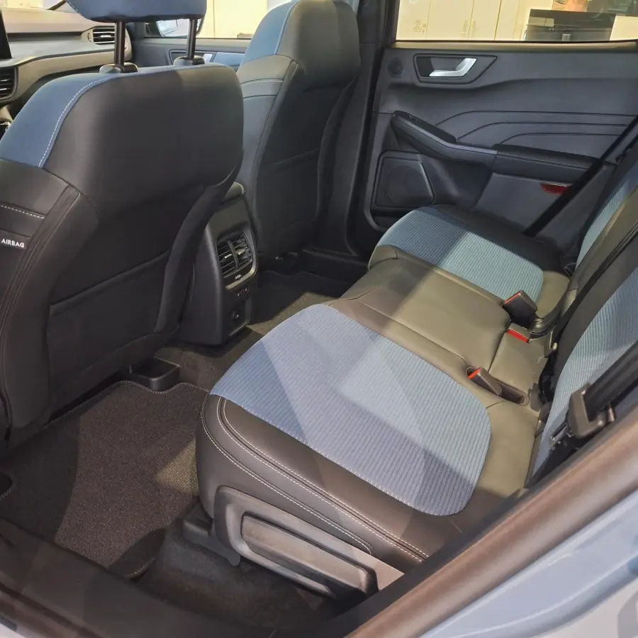 2.5 PHEV BlueCruise Edition | €7195 Voordeel! | Pano | Adaptive Cruise Control | 360 Graden Camera | Elekt. Uitklapbare Trekhaak | Verwambare Stoelen/Stuurwiel/Voorruit | 20" LMV | BLIS | 
