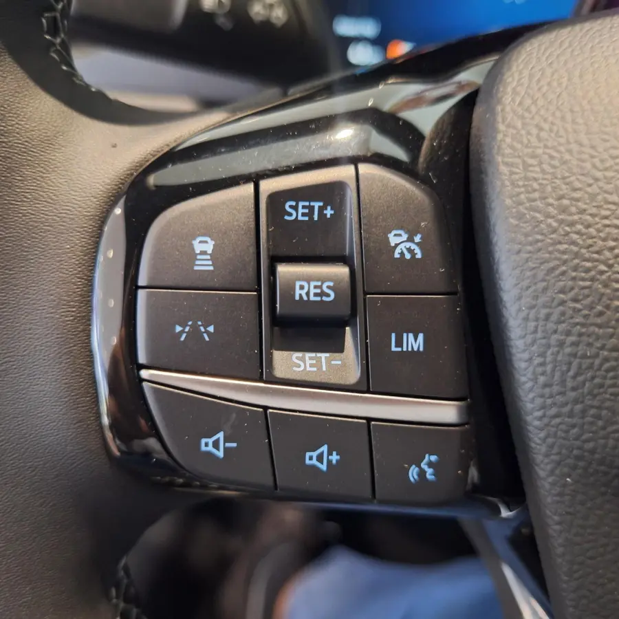 2.5 PHEV BlueCruise Edition | €7195 Voordeel! | Pano | Adaptive Cruise Control | 360 Graden Camera | Elekt. Uitklapbare Trekhaak | Verwambare Stoelen/Stuurwiel/Voorruit | 20" LMV | BLIS | 
