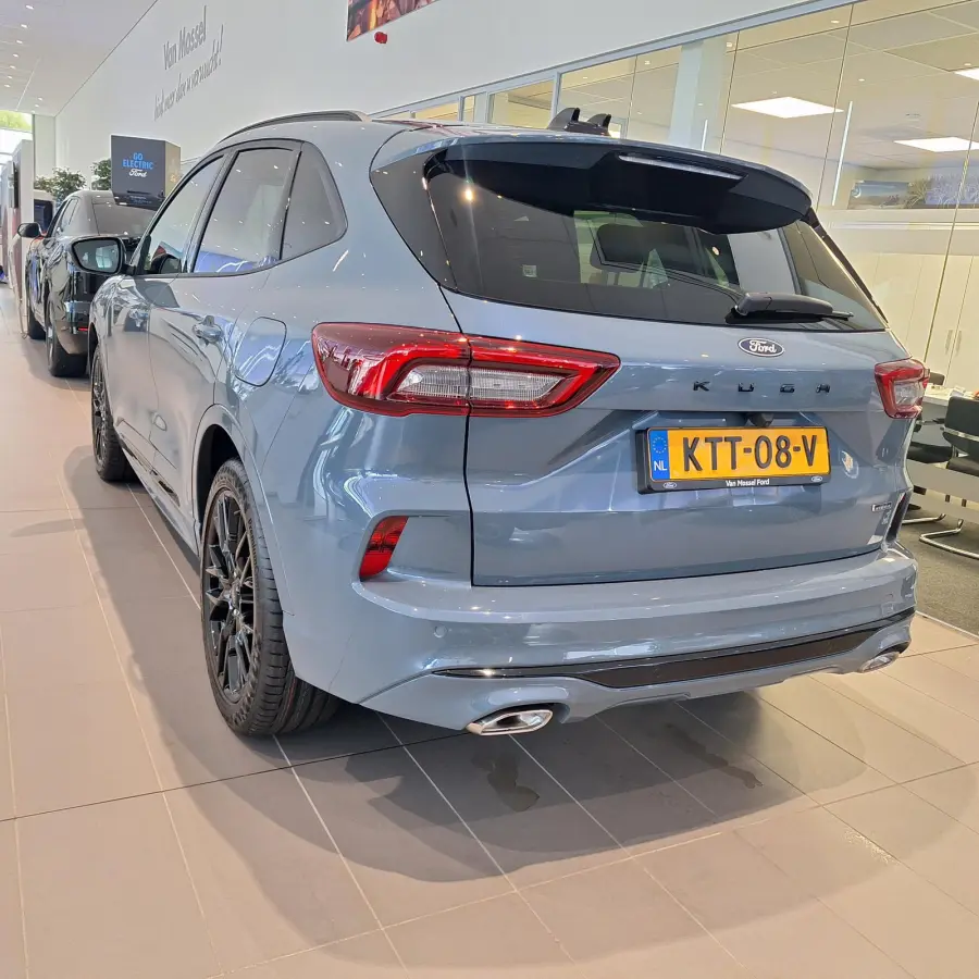 2.5 PHEV BlueCruise Edition | €7195 Voordeel! | Pano | Adaptive Cruise Control | 360 Graden Camera | Elekt. Uitklapbare Trekhaak | Verwambare Stoelen/Stuurwiel/Voorruit | 20" LMV | BLIS | 
