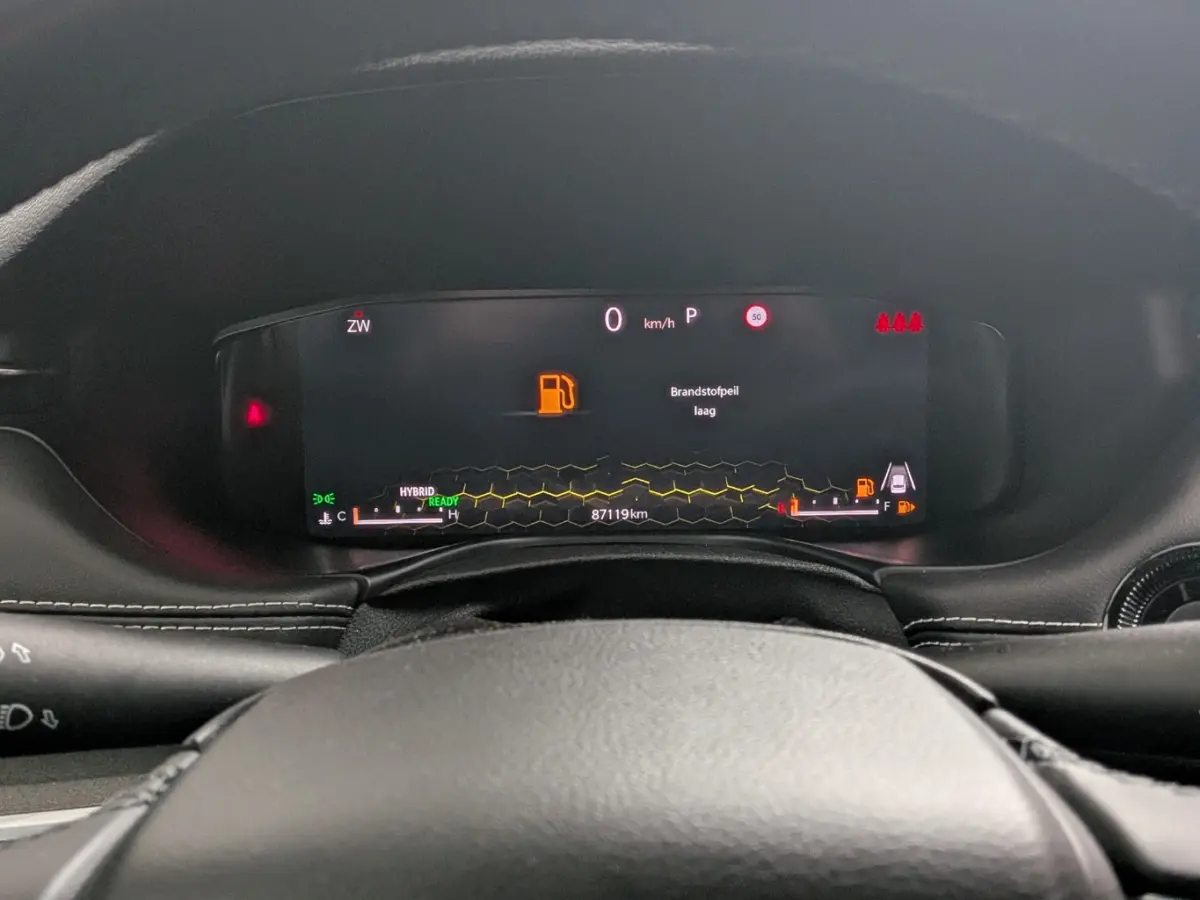 4xe 240 Plug-in Hybrid Limited | NL-AUTO! | ADAPTIVE CRUISE | STOELVERWARMING | LANE ASSIST | CAMERA | ALL SEASON | LED | PARK SENS V+A | HALF LEDER
