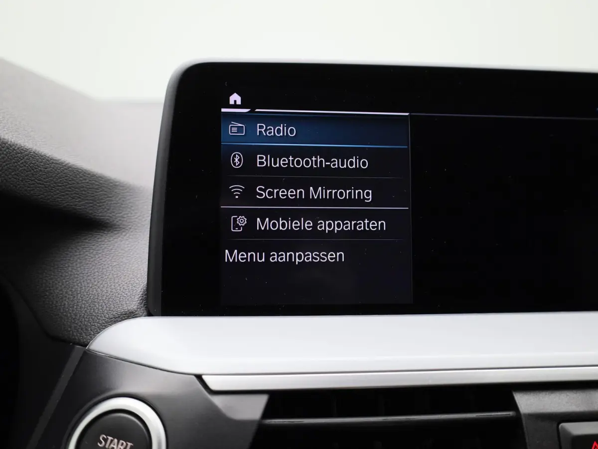 xDrive30e | Automaat | Climate control | Virtual cockpit | Apple carplay | Navigatie | Stoel verwarming | Elec. achterklep | Leder | Camera