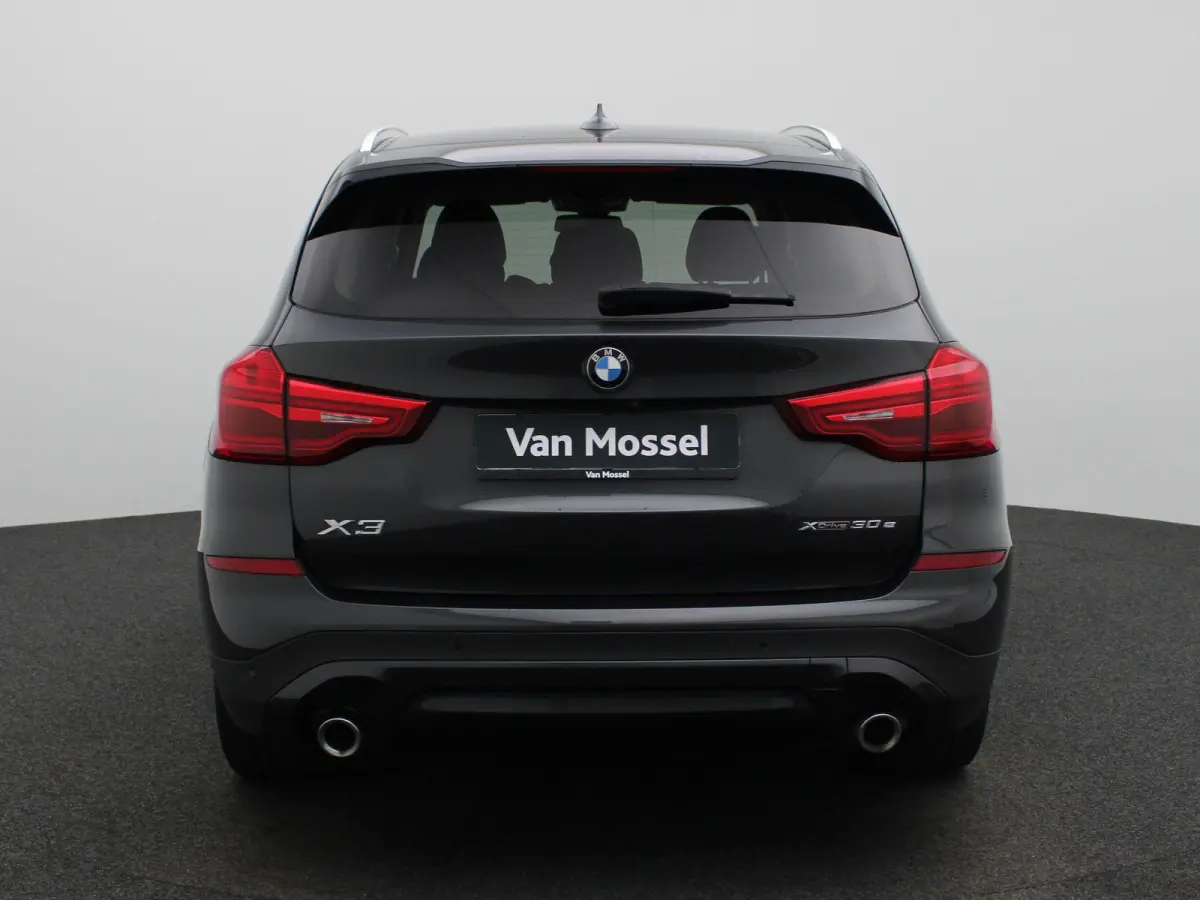 xDrive30e | Automaat | Climate control | Virtual cockpit | Apple carplay | Navigatie | Stoel verwarming | Elec. achterklep | Leder | Camera