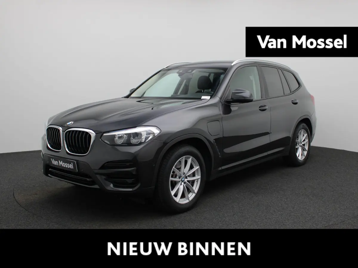 xDrive30e | Automaat | Climate control | Virtual cockpit | Apple carplay | Navigatie | Stoel verwarming | Elec. achterklep | Leder | Camera