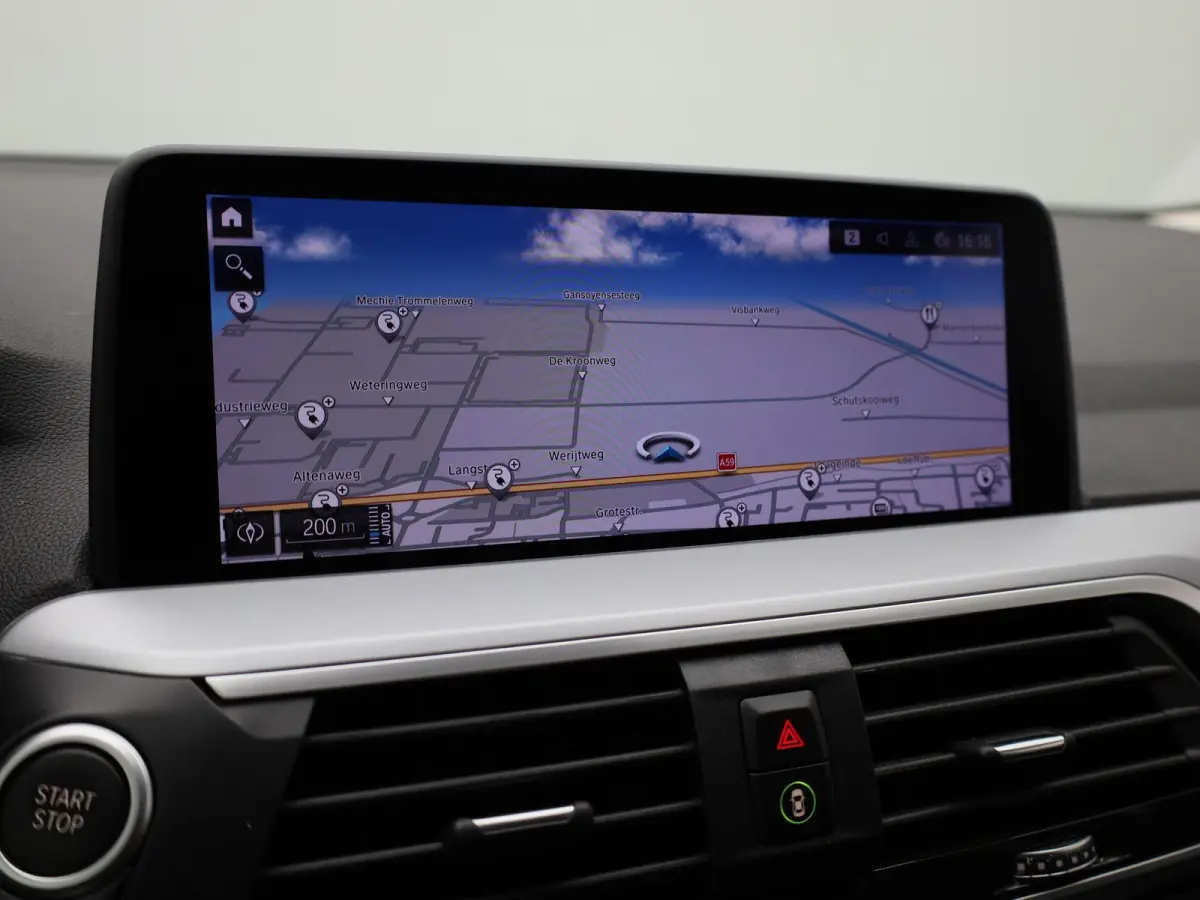 xDrive30e | Automaat | Climate control | Virtual cockpit | Apple carplay | Navigatie | Stoel verwarming | Elec. achterklep | Leder | Camera