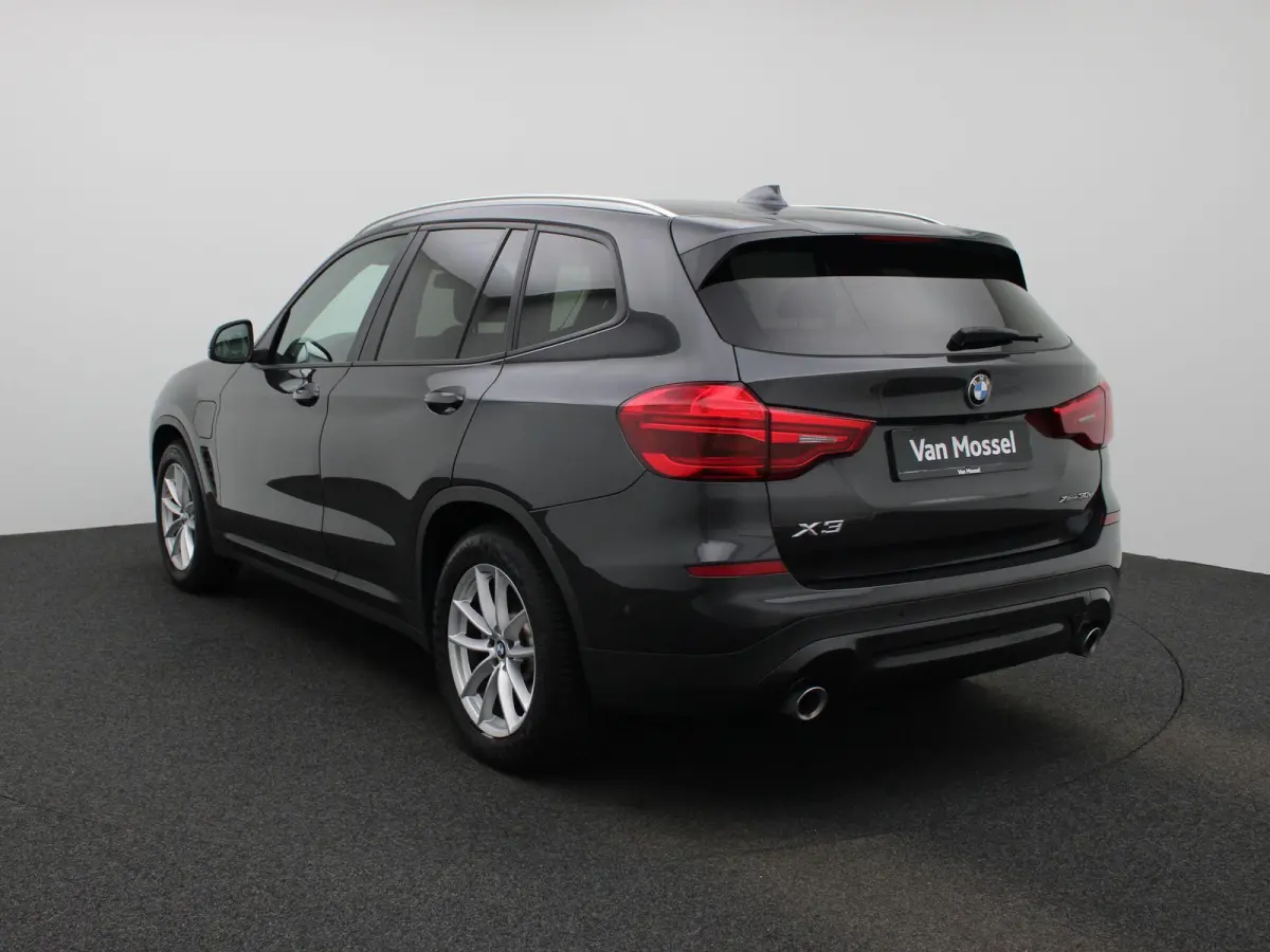 xDrive30e | Automaat | Climate control | Virtual cockpit | Apple carplay | Navigatie | Stoel verwarming | Elec. achterklep | Leder | Camera