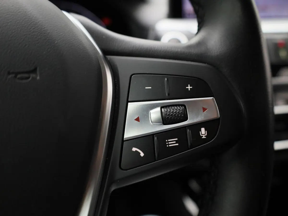 xDrive30e | Automaat | Climate control | Virtual cockpit | Apple carplay | Navigatie | Stoel verwarming | Elec. achterklep | Leder | Camera