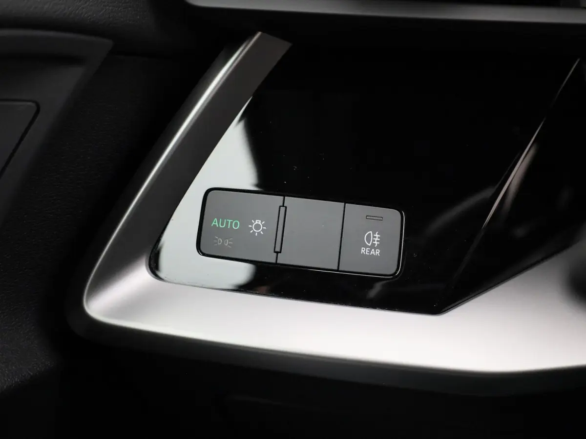 30 TFSI Pro Line | Automaat | Apple CarPlay / Android Auto | LMV | Parkeer sensoren | Navigatie | Virtual cockpit | Cruise control | Climate control | DAB