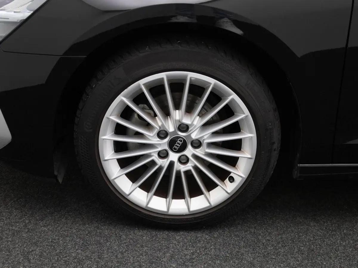 30 TFSI Pro Line | Automaat | Apple CarPlay / Android Auto | LMV | Parkeer sensoren | Navigatie | Virtual cockpit | Cruise control | Climate control | DAB