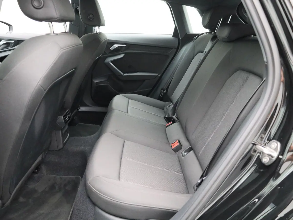 30 TFSI Pro Line | Automaat | Apple CarPlay / Android Auto | LMV | Parkeer sensoren | Navigatie | Virtual cockpit | Cruise control | Climate control | DAB