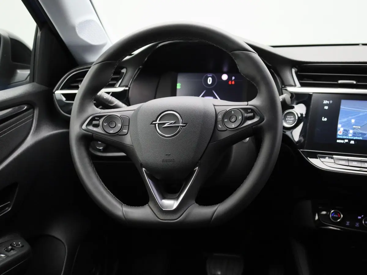 Elegance 50 kWh | Automaat | Apple CarPlay / Android Auto | Navigatie | Parkeer sensoren | Climate control | Half leder | Virtual cockpit | Camera | Dodehoekdetectie | DAB | LMV | Cruise con