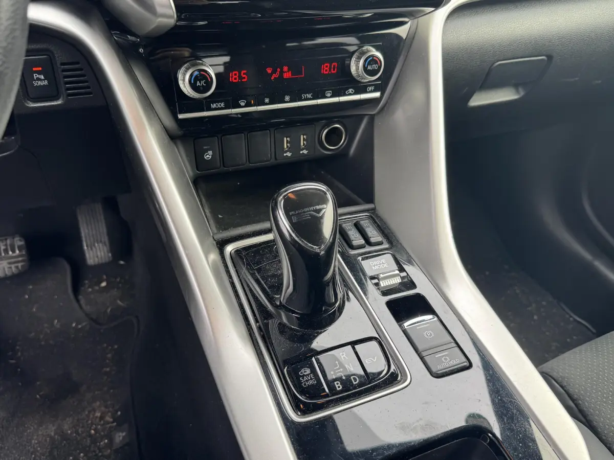 2.4 PHEV INSTYLE I AUTOMAAT I TREKHAAK I PANORAMADAK I APPLE CARPLAY I ADAPTIVE CRUISE CONTROL
