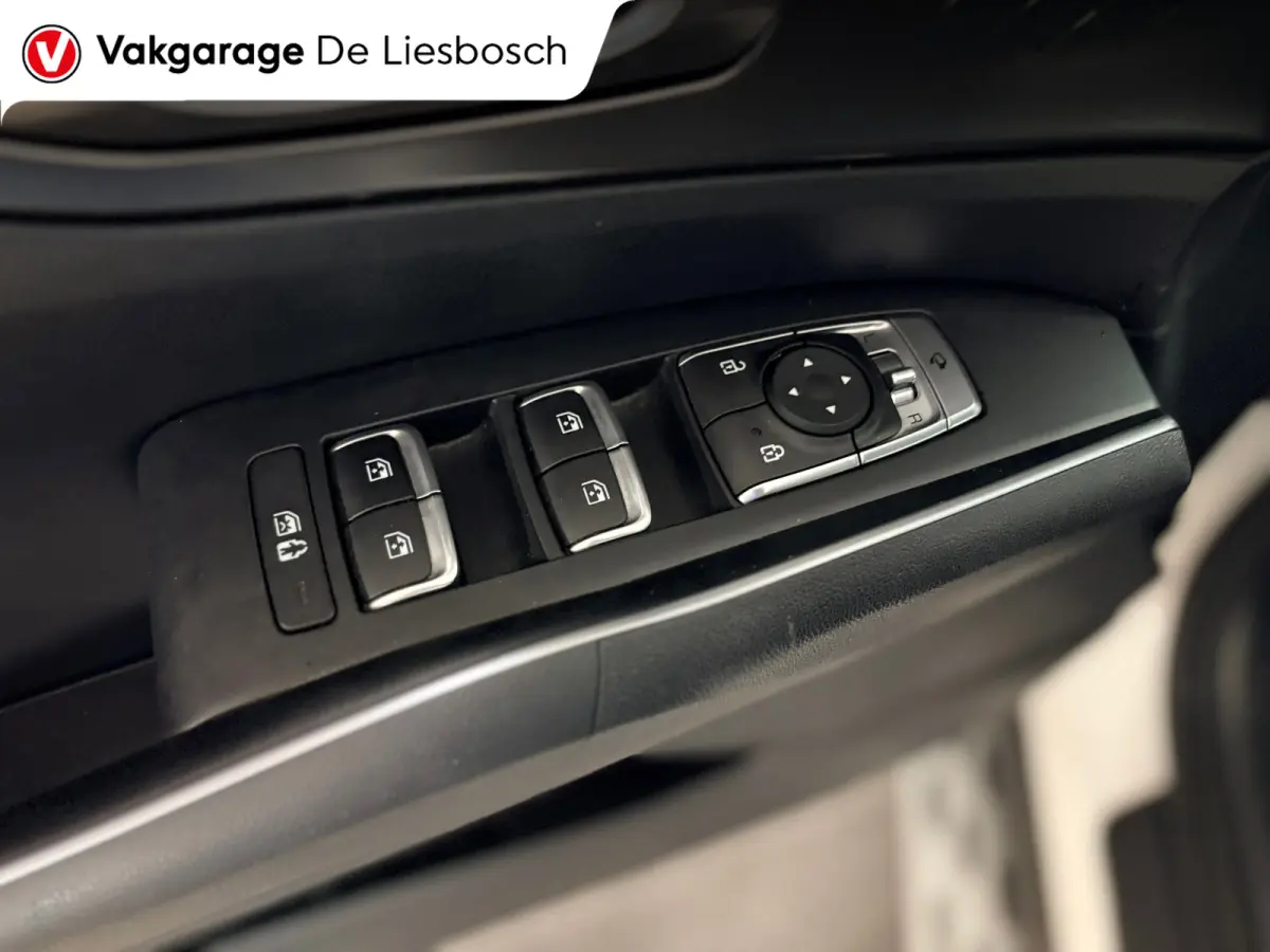 1.6 T-GDI Plug-in Hybrid 4WD DynamicLine 7persoons / stoelverwarming / camera / trekhaak