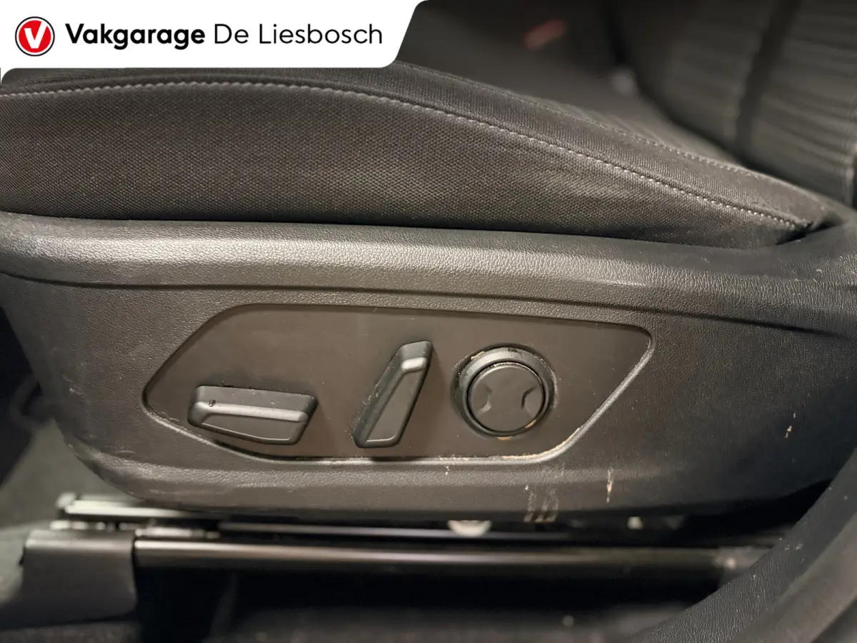 1.6 T-GDI Plug-in Hybrid 4WD DynamicLine 7persoons / stoelverwarming / camera / trekhaak