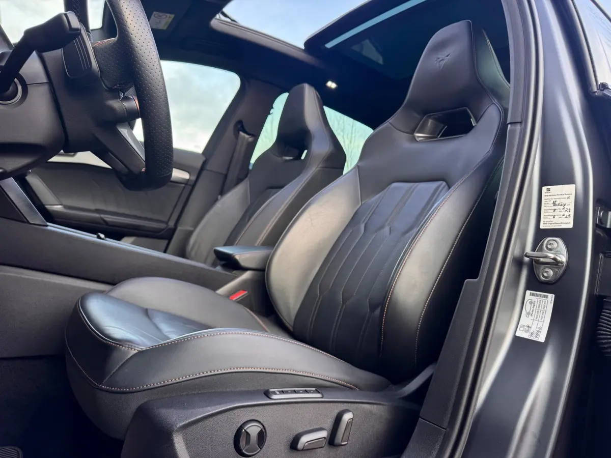 1.4 e-Hybrid VZ Performance Leer/360/Pano