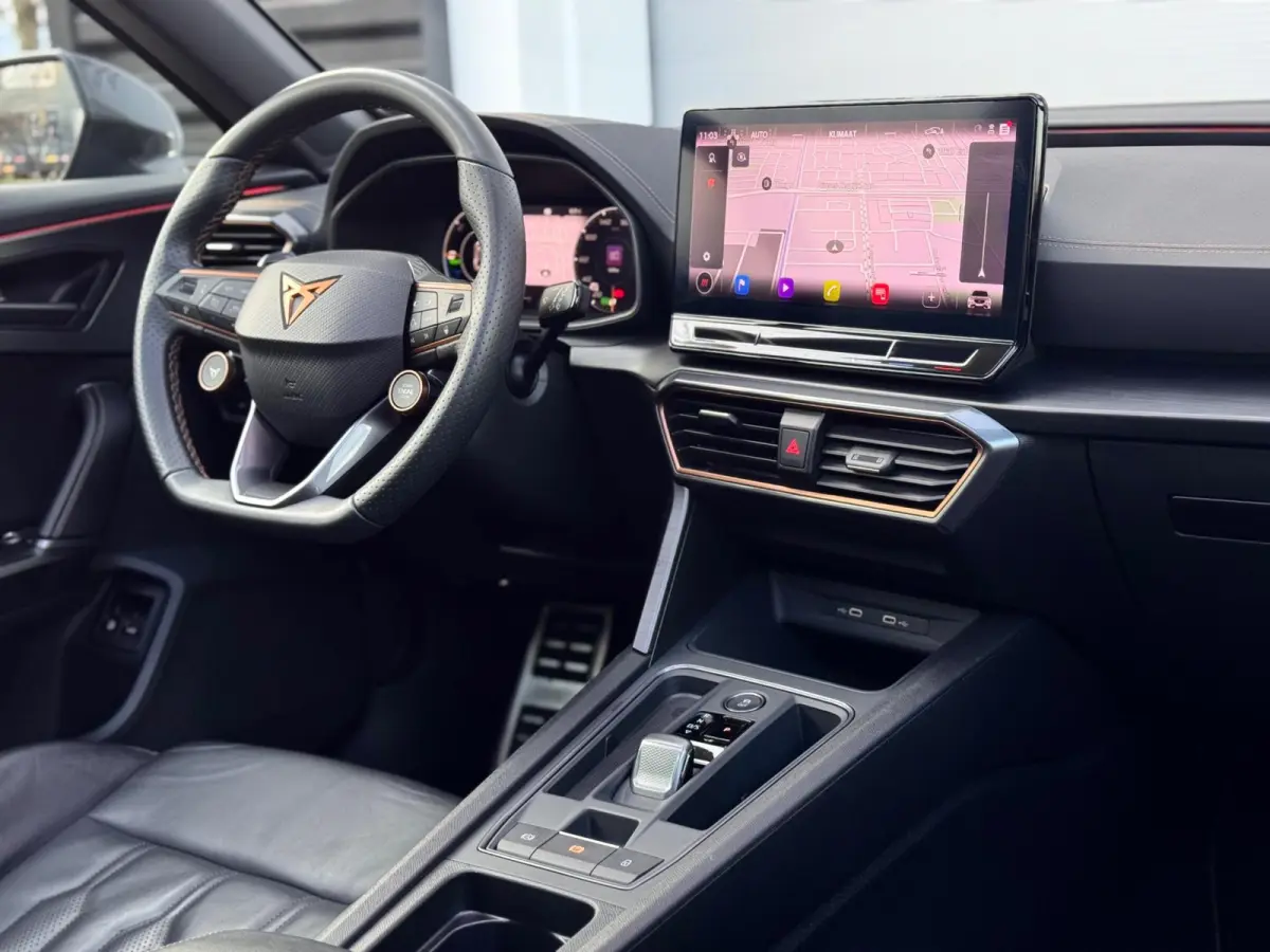 1.4 e-Hybrid VZ Performance Leer/360/Pano