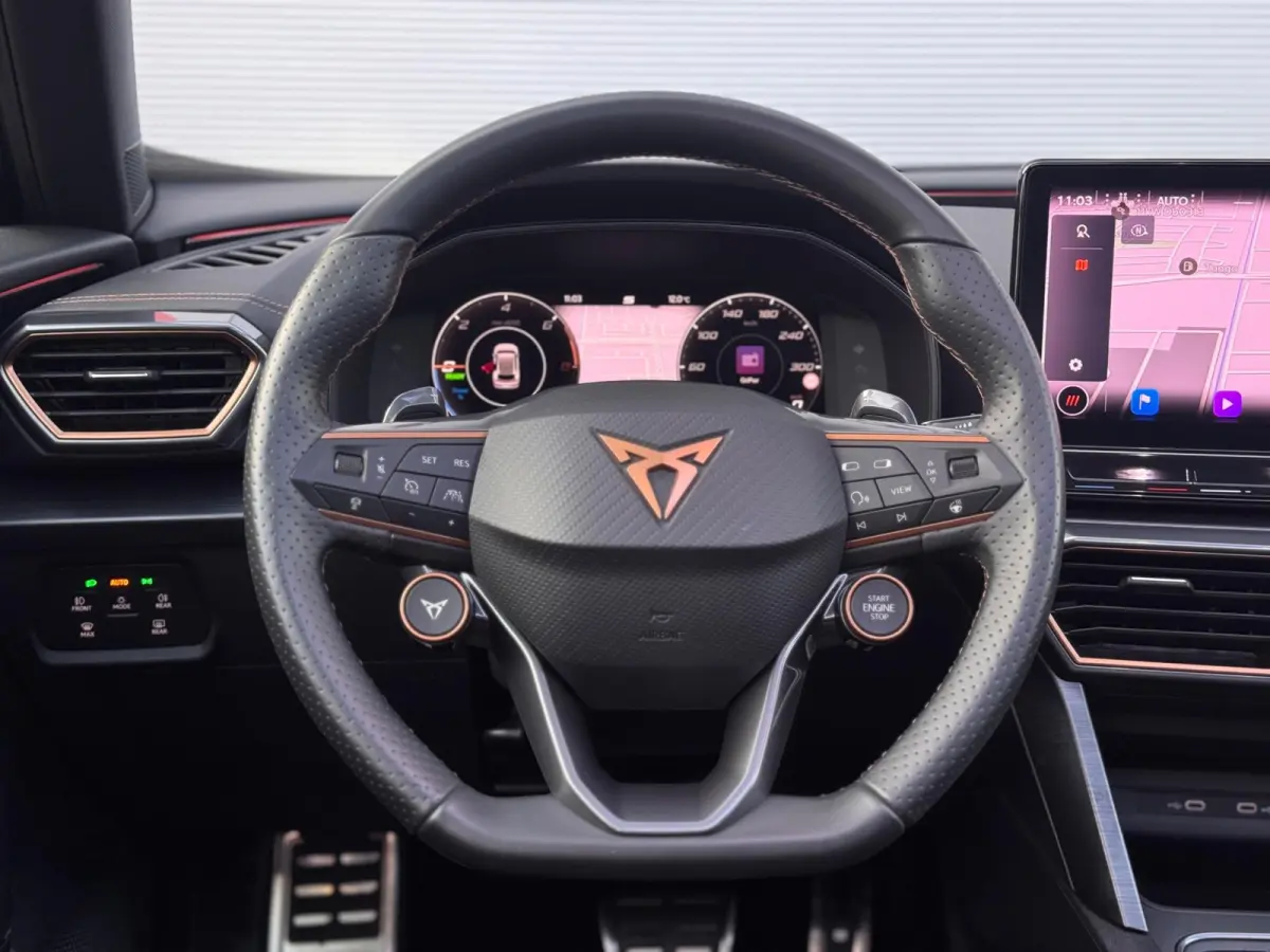 1.4 e-Hybrid VZ Performance Leer/360/Pano