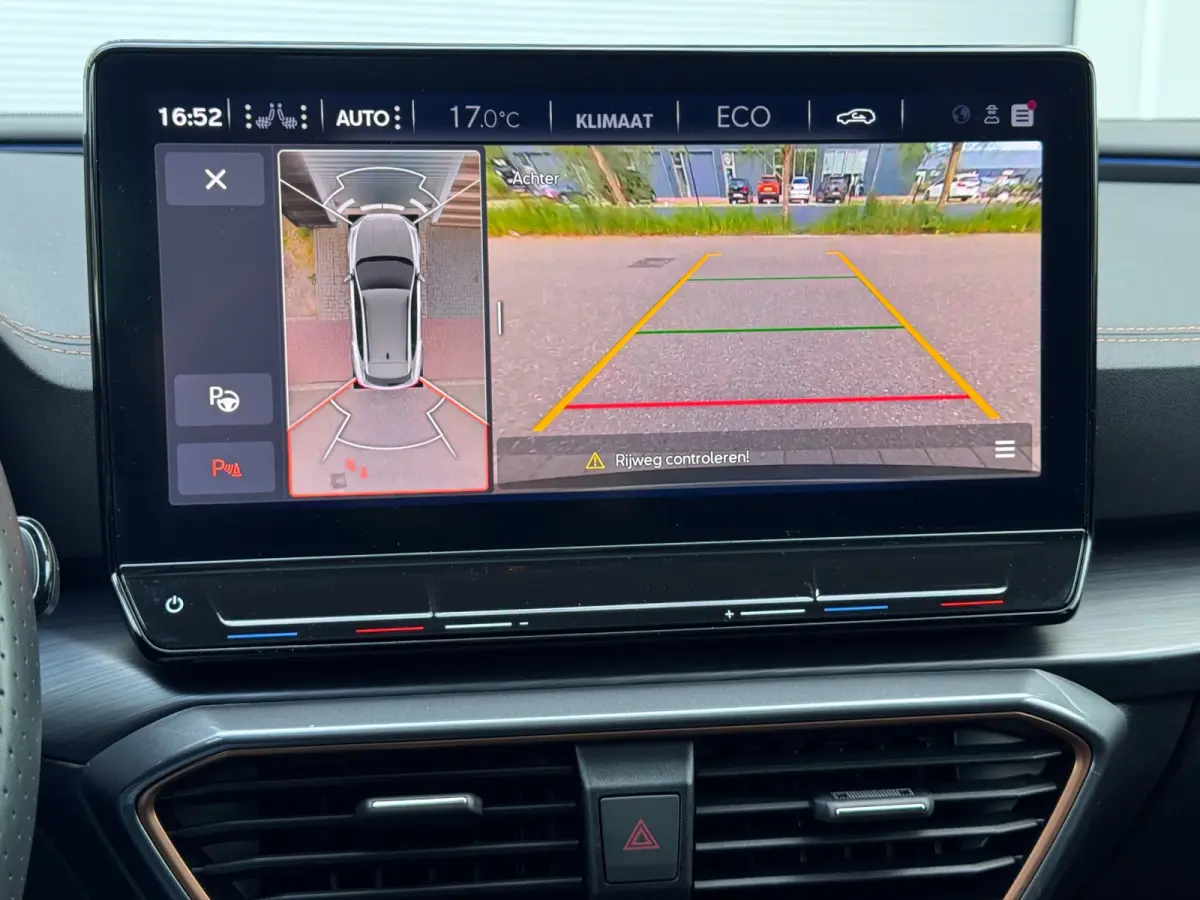 1.4 e-Hybrid VZ Performance Pano/360/Memory