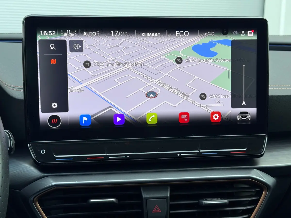 1.4 e-Hybrid VZ Performance Pano/360/Memory