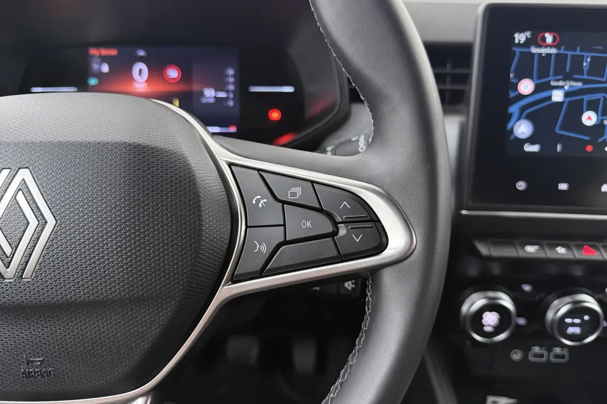 1.0 TCe 90 GPF techno Carplay Camera Climate