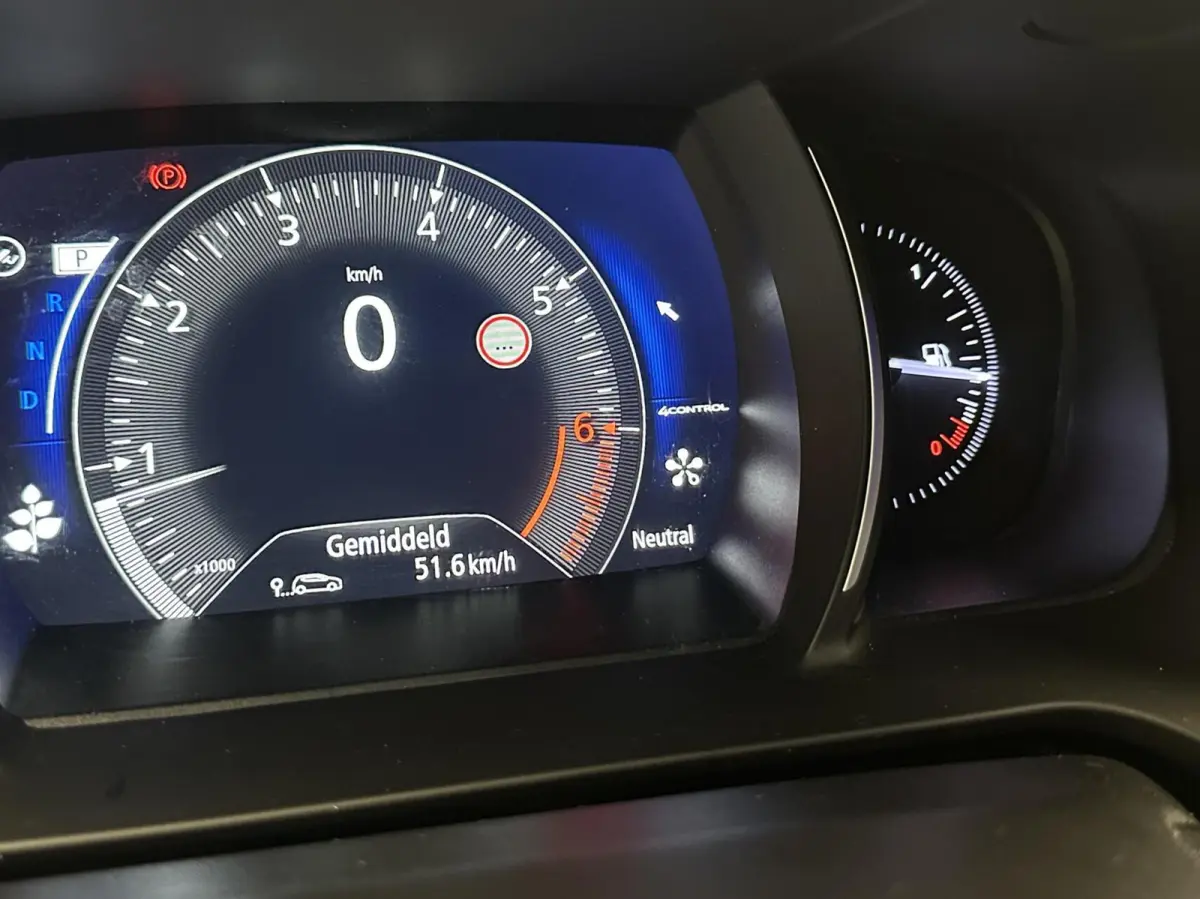1.6 TCe Intens NAVI TREKHAAK CAMERA CRUISE LM ECC.